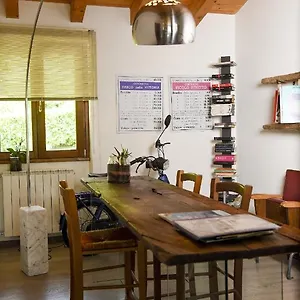 La Casa Di Emy Hébergement de vacances Solto Collina
